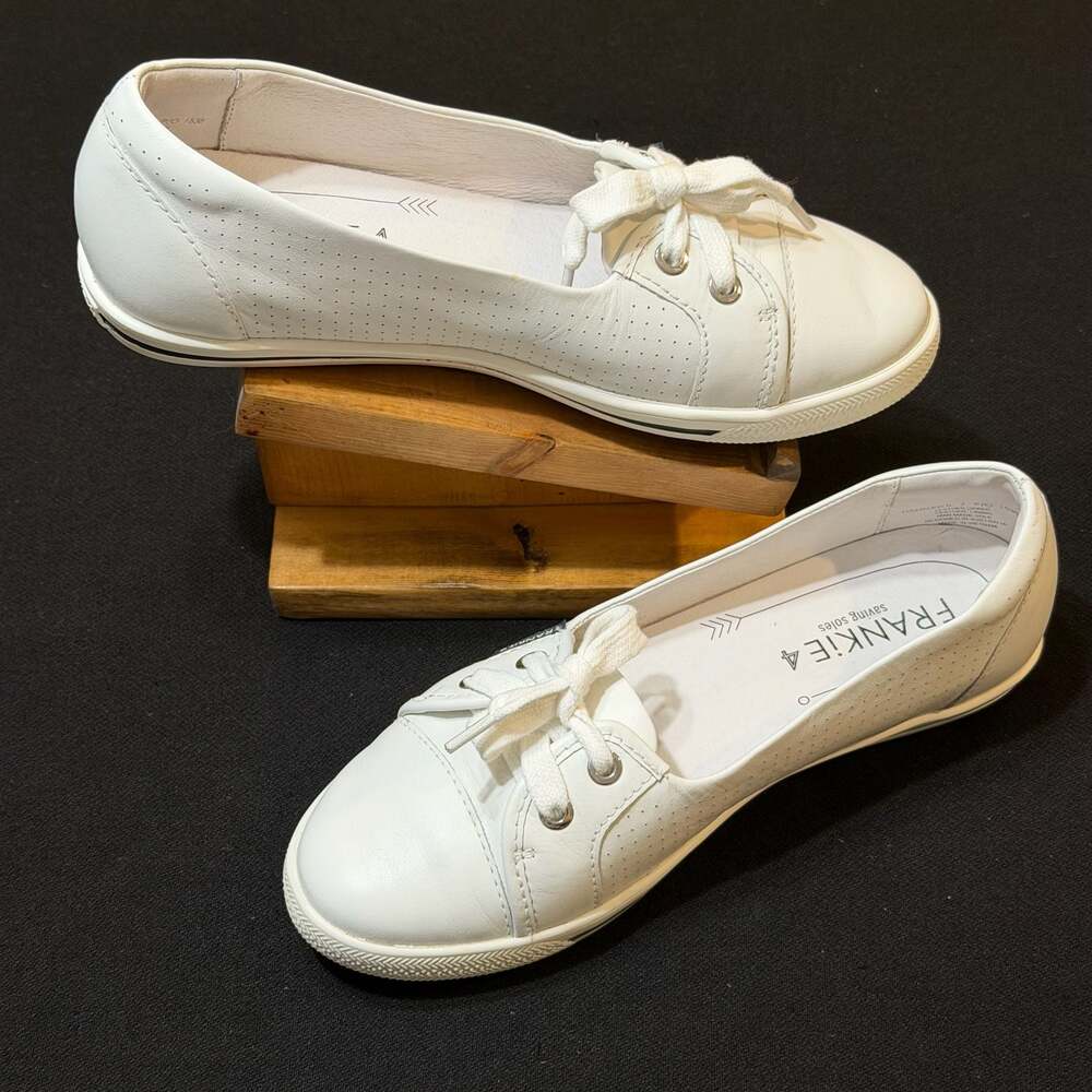 FRANKIE4 Hannah II White Leather Perforated Flat Sneakers